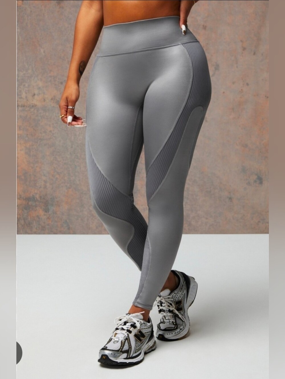 Fabletics Motion365 Contour Silver Gray Moto Leggings